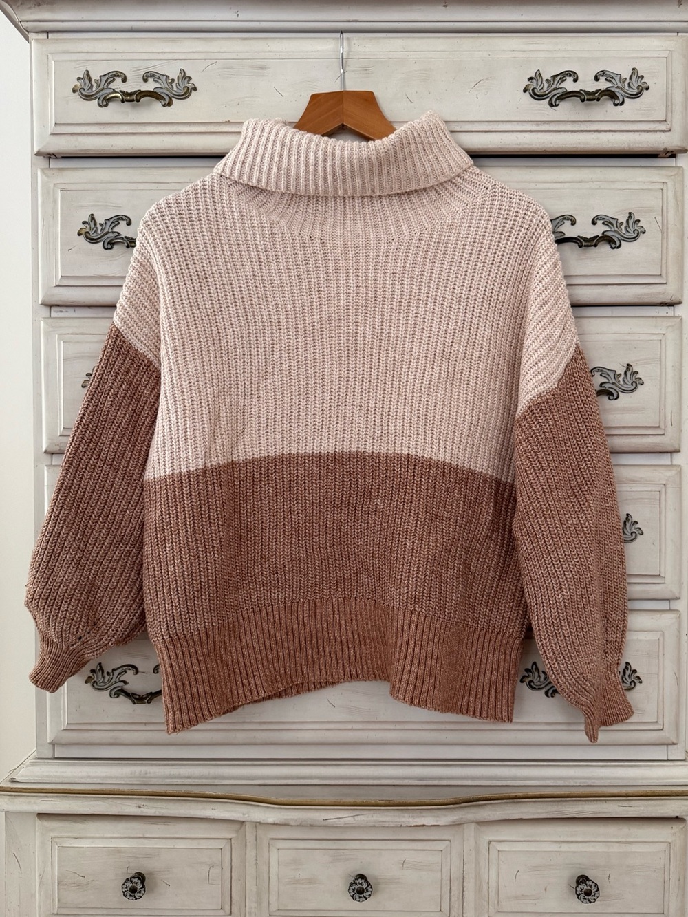 American Eagle Tan Colorblock Turtleneck Sweater